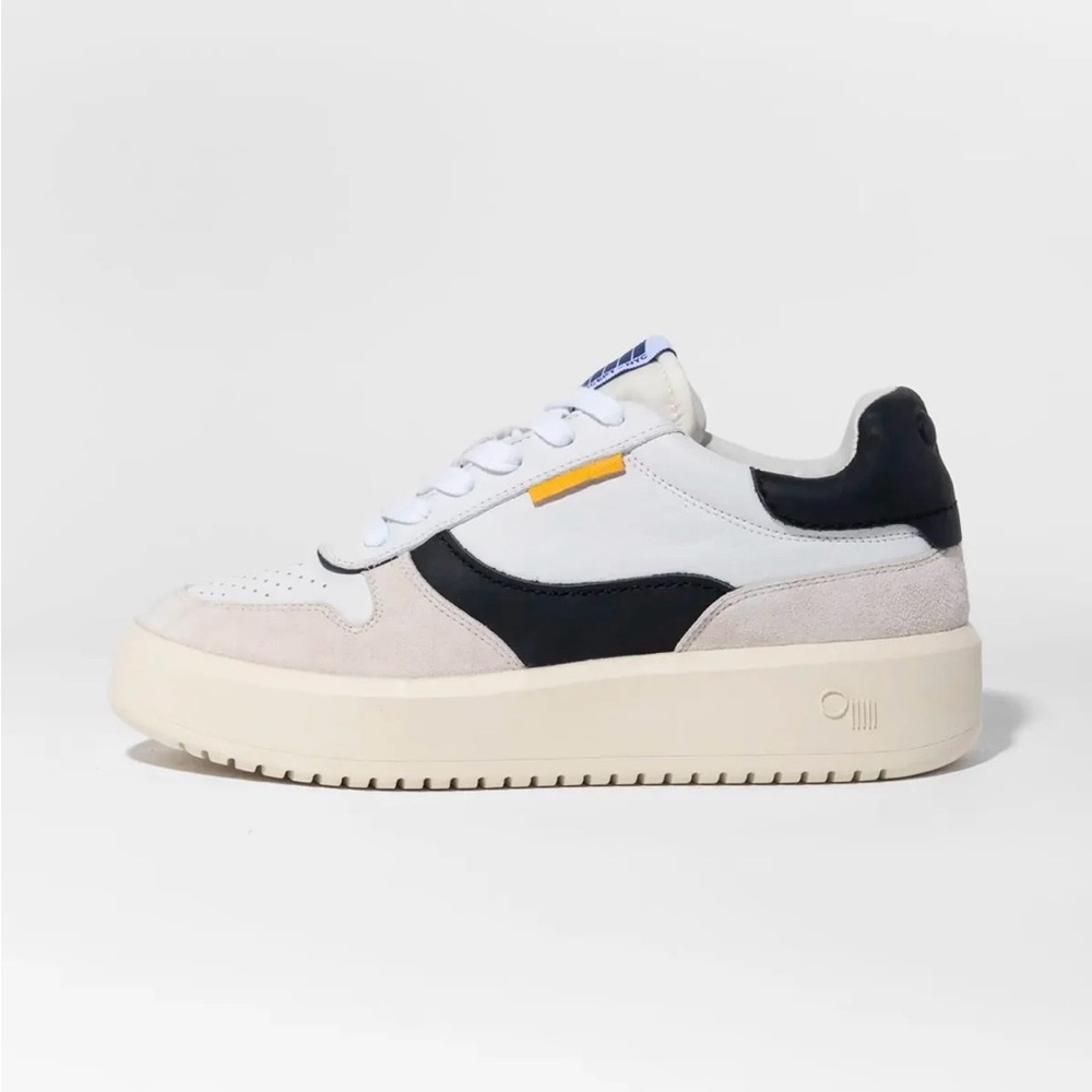 Insanely Comfortable Oncept Prague White & Black Low-Top Sneaker with Cream Sole